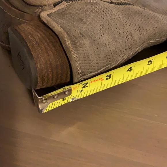 Donald J. Pliner Taupe Leather Boots - Women’s Size 6 - Picture 10 of 10